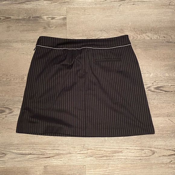 Izod Golf PERFORM XFG Cool FX Black Pinstriped Golf Skort Skirt Women’s Size 6 - Picture 4 of 4